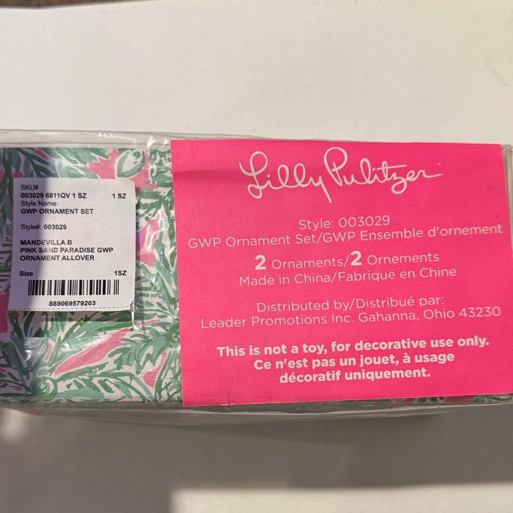 Lilly Pulitzer Christmas Ornament Set- New - Picture 2 of 4